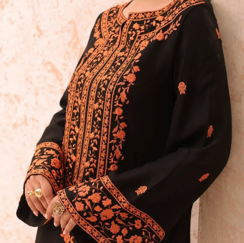 ZOUQ EMBROIDERED 2-PIECE
