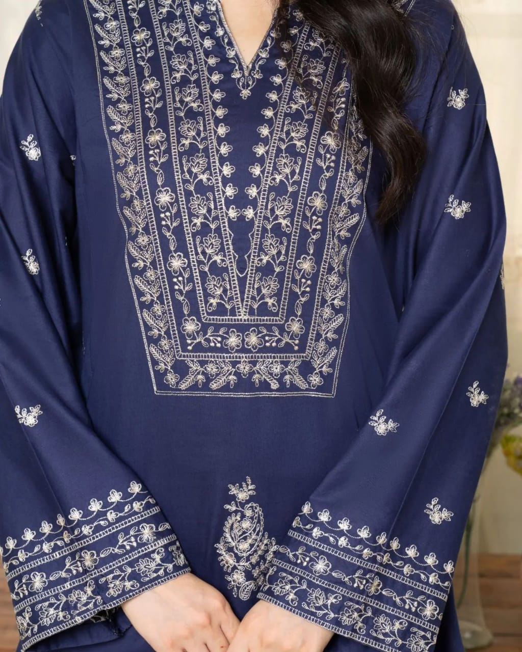 AYNA EMBROIDERED 2PC